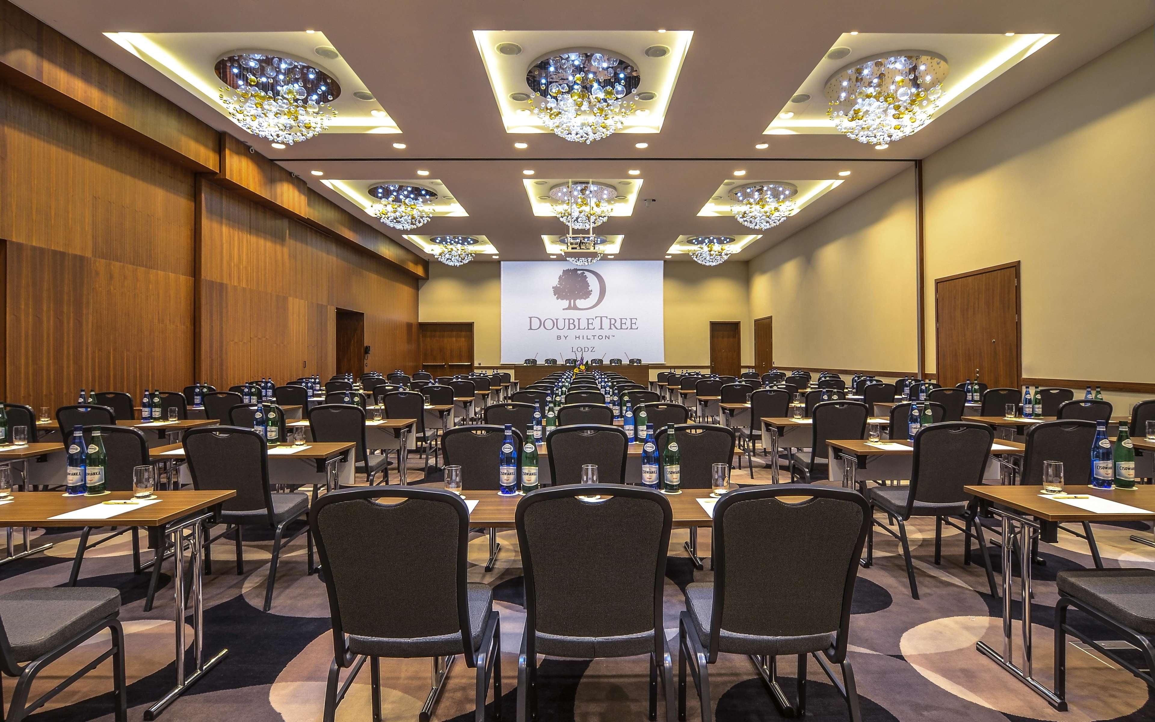 Doubletree By Hilton Lodz Hotel Business photo