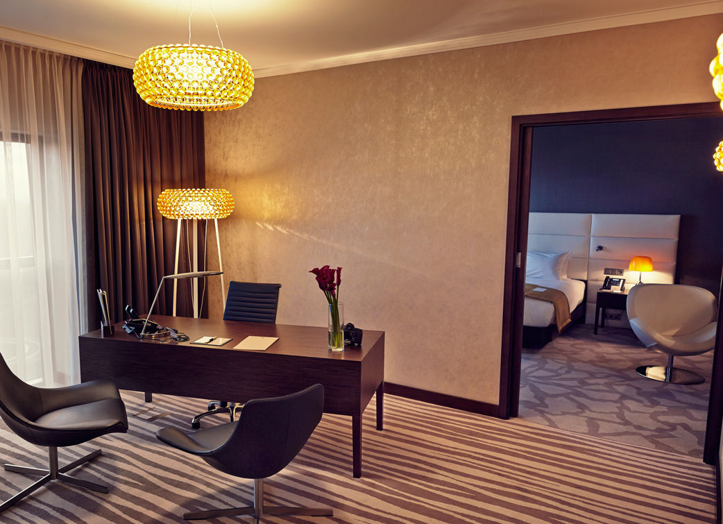 Doubletree By Hilton Lodz Hotel Room photo